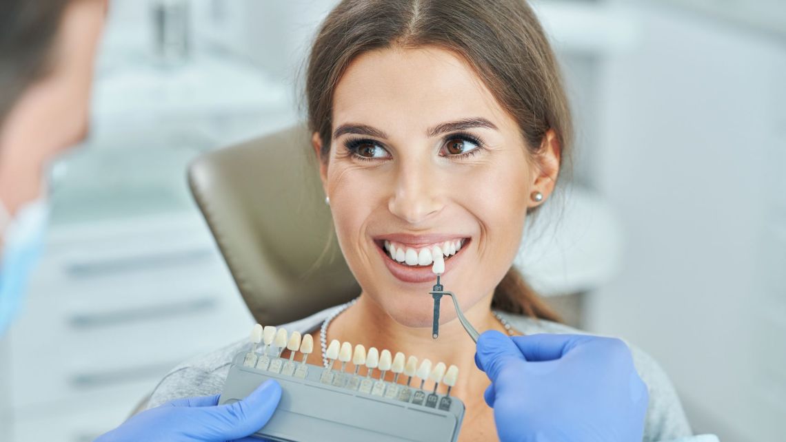 ✨ Get Your Smile Festive-Ready with Our Exclusive Whitening Offer! ✨ Available from 1st November to 31st December 2025.